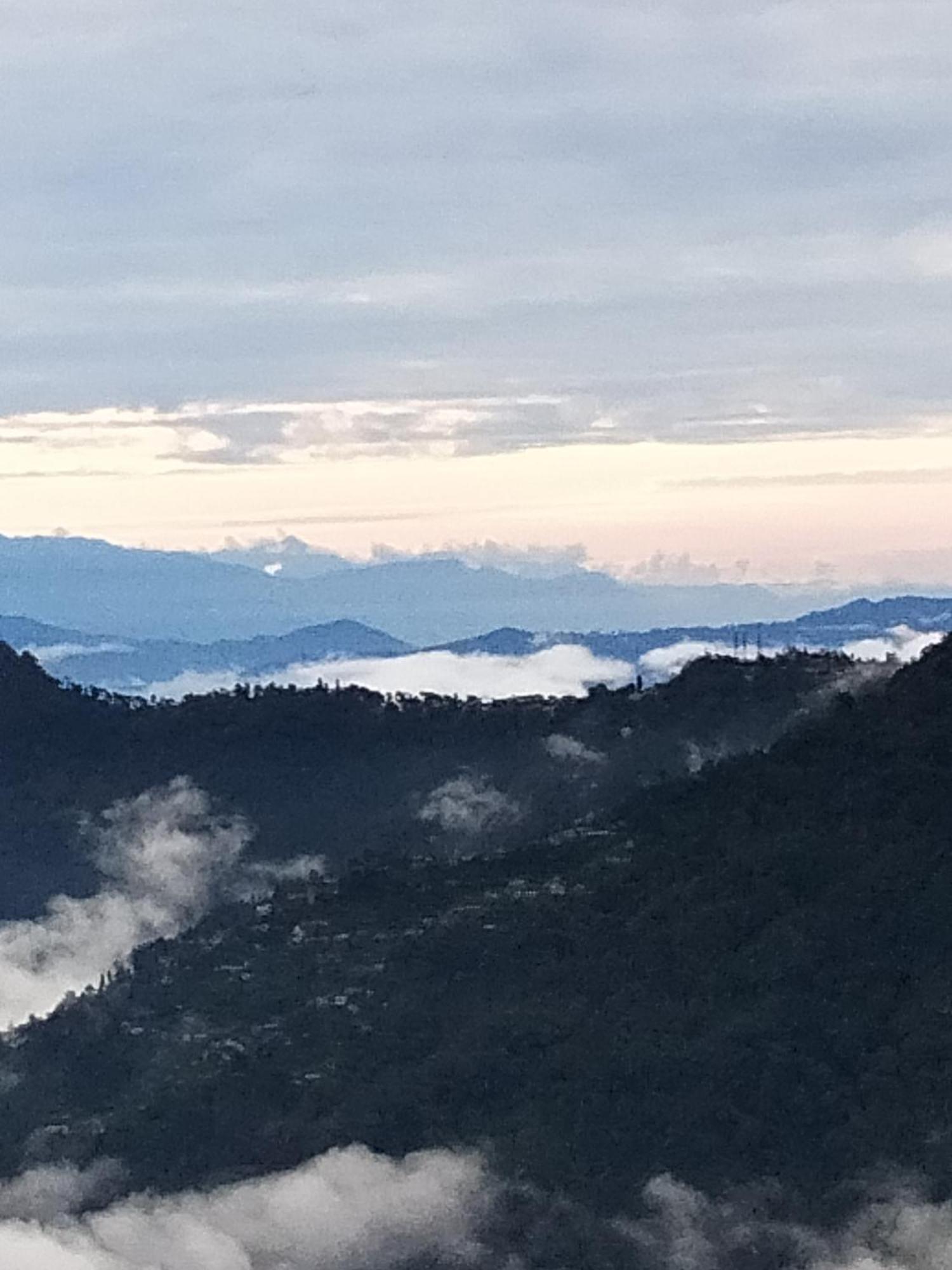 Sunrise Homestay Darjeeling  Eksteriør bilde